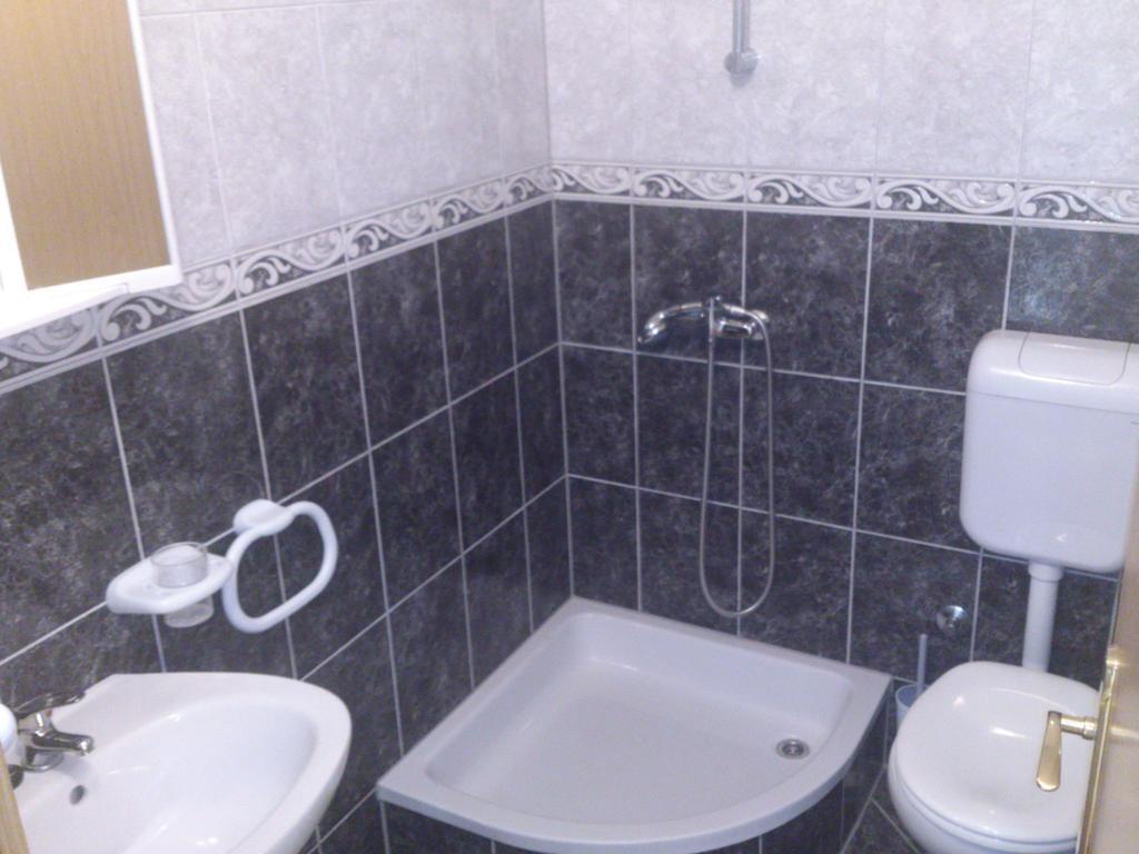 Brig Apartments Živogošće Kültér fotó
