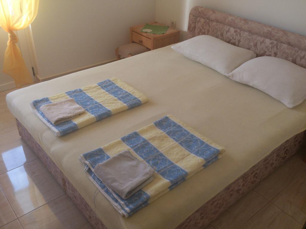 Brig Apartments Živogošće Kültér fotó